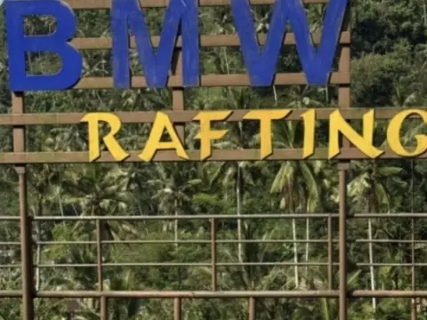 BMW Tragawaja Rafting