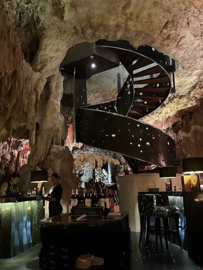 더 케이브 바이 쉐프 라이언 클리프트 앳 더 엣지 The cave by Chef Ryan Clift at The edge 사진 4/5