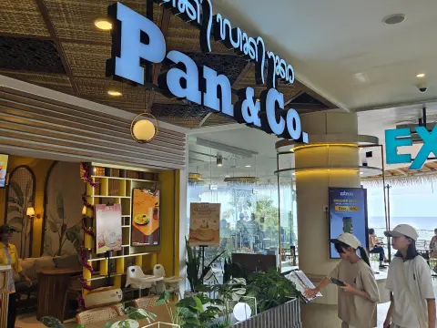 Pan & Co