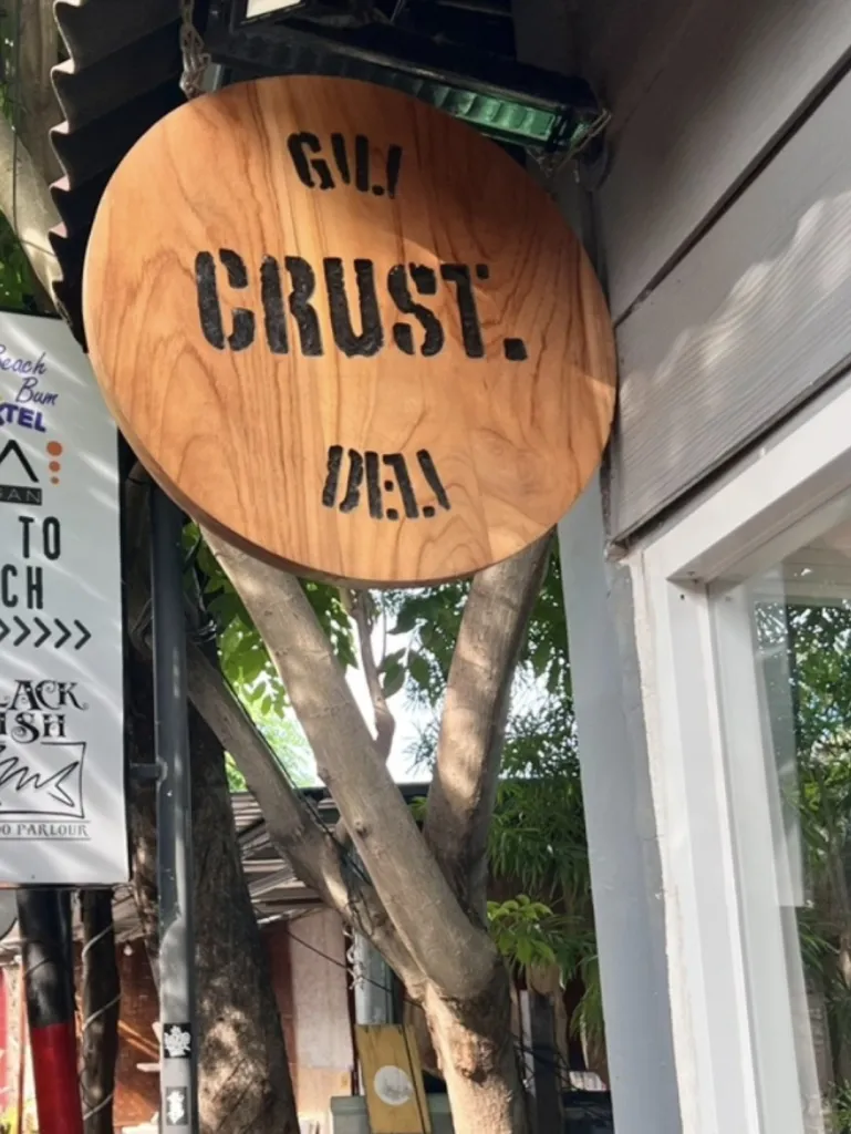 크러스트 델리 CRUST DELI & TAKEAWAY 사진 1/5