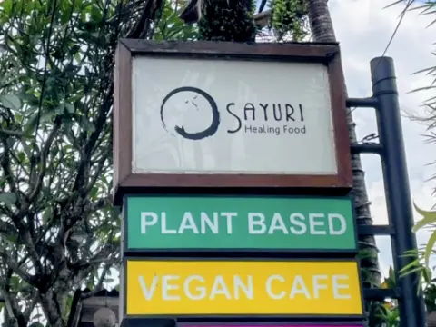 사유리 힐링푸드 카페 Sayuri Healing Food Cafe & Academy