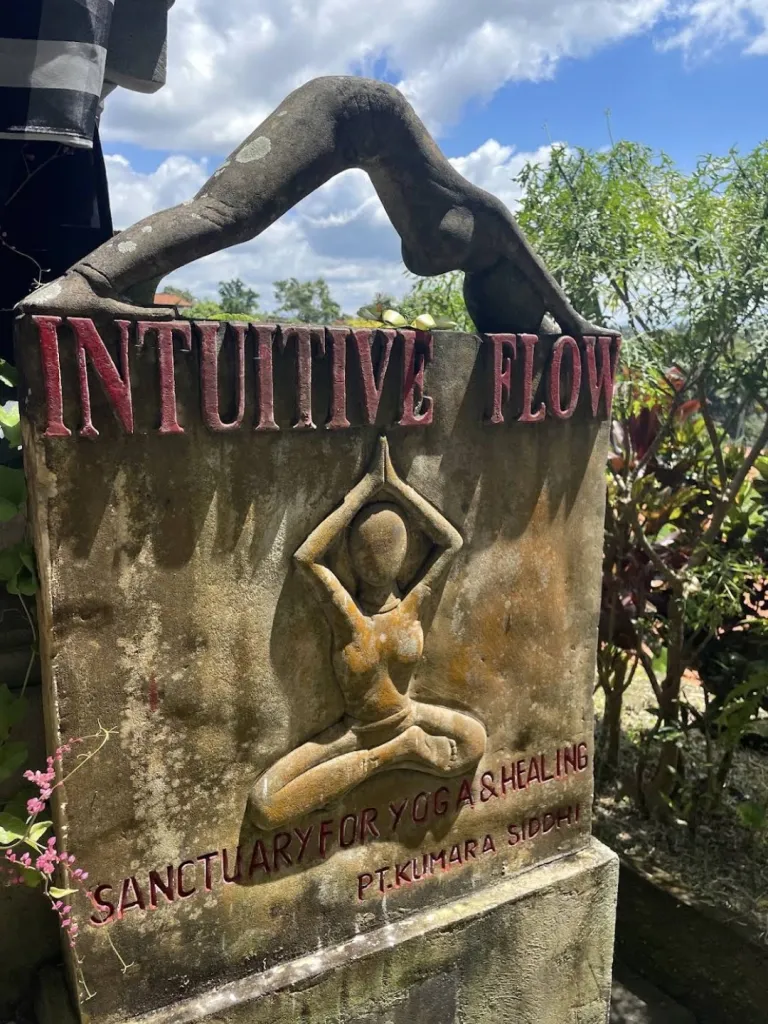 Intuitive Flow Yoga 사진 1/5
