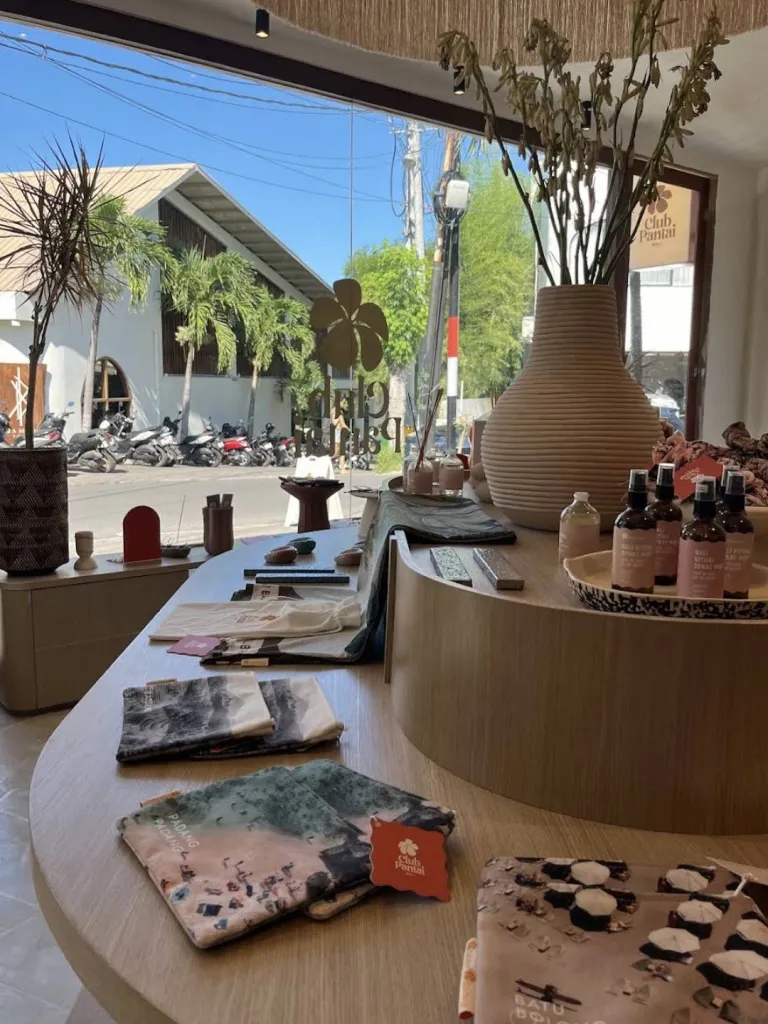 Toko Club Pantai Club Pantai Store Uluwatu 사진 5/5