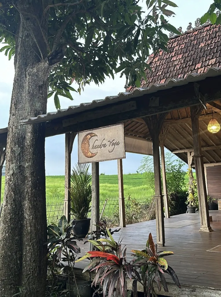 찬드라 요가 Chandra Yoga Bali