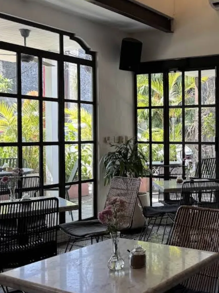 커피 카르텔 스미냑 Coffee Cartel Seminyak 사진 2/5