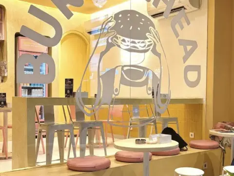 Burger Head Bali