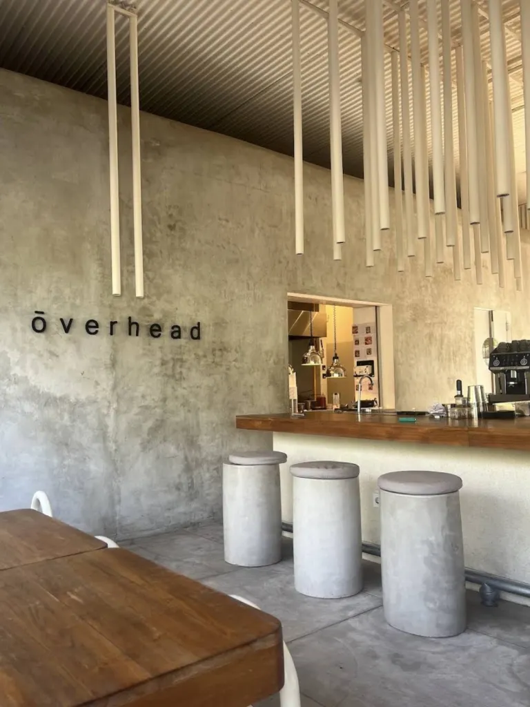 Overhead Bar, Coffee & Restaurant 사진 1/5