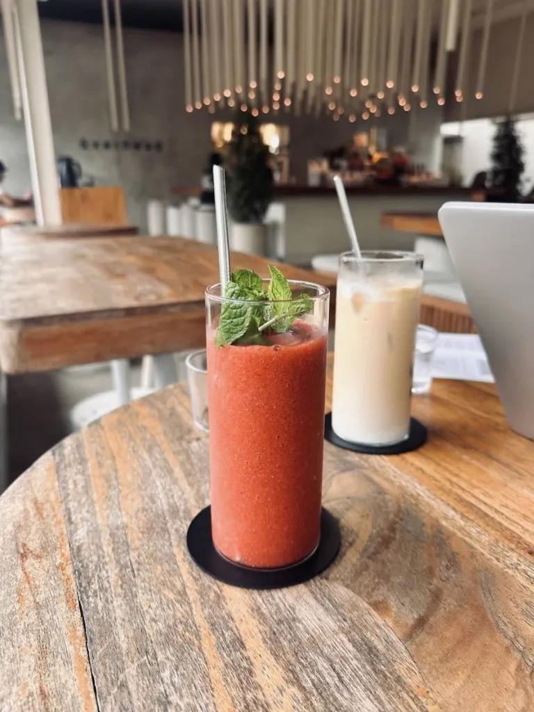 Overhead Bar, Coffee & Restaurant 사진 5/5