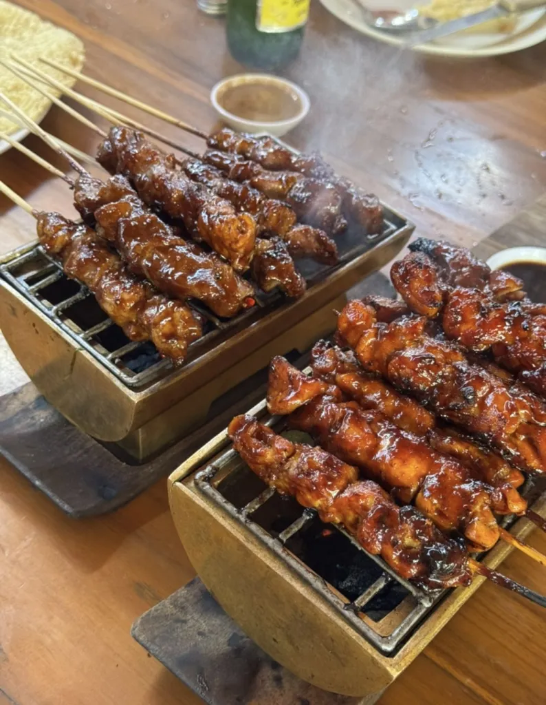 와룽 니아 Warung Nia Balinese Food & Pork Ribs 사진 1/5
