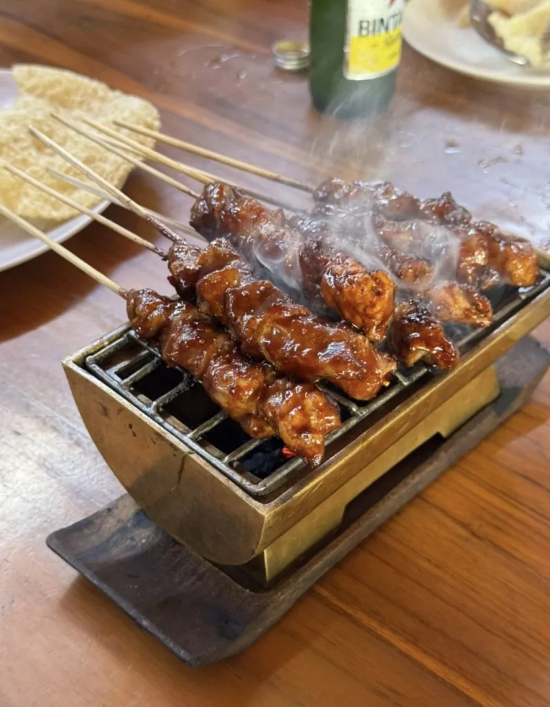 와룽 니아 Warung Nia Balinese Food & Pork Ribs 사진 2/5