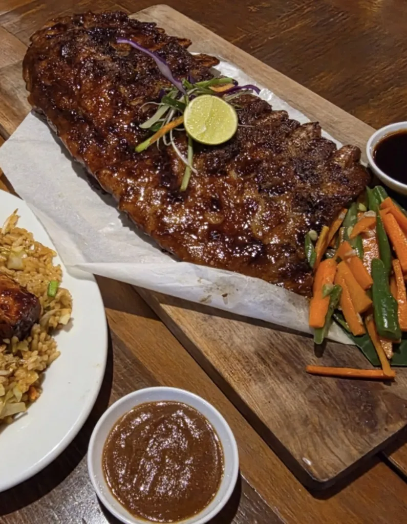 와룽 니아 Warung Nia Balinese Food & Pork Ribs 사진 3/5
