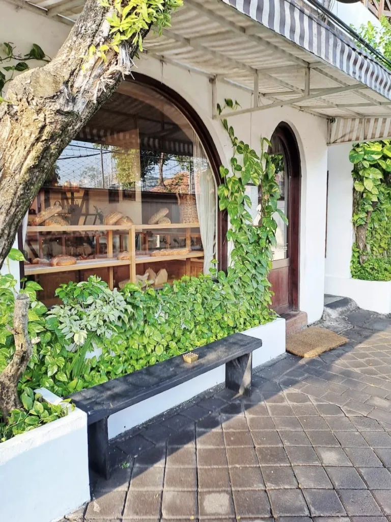 Kafe Gubuk Bali HUT Cafe Bali 사진 2/5