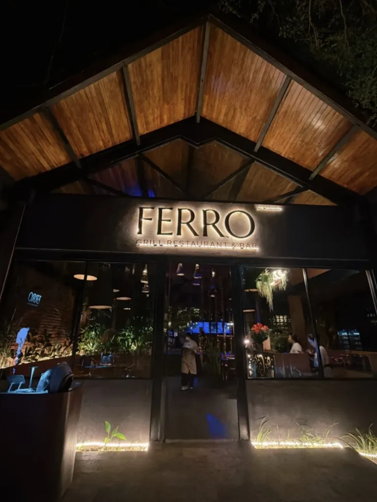 FERRO Grill Restaurant & Bar 사진 1/5