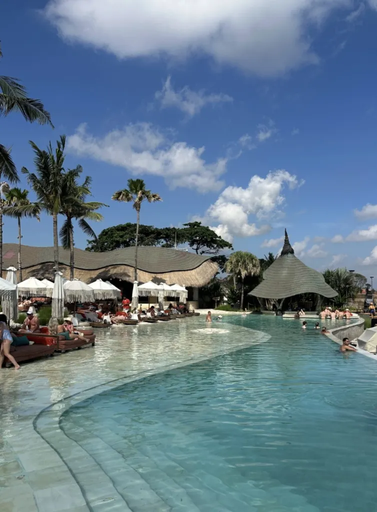 Mari Beach Club Bali 사진 2/5
