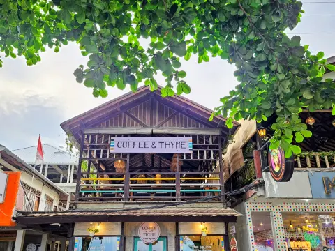 Coffee & Thyme Gili Trawangan