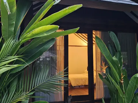 빌라펜유/빌라페뉴 Villa Penyu Gili Trawangan