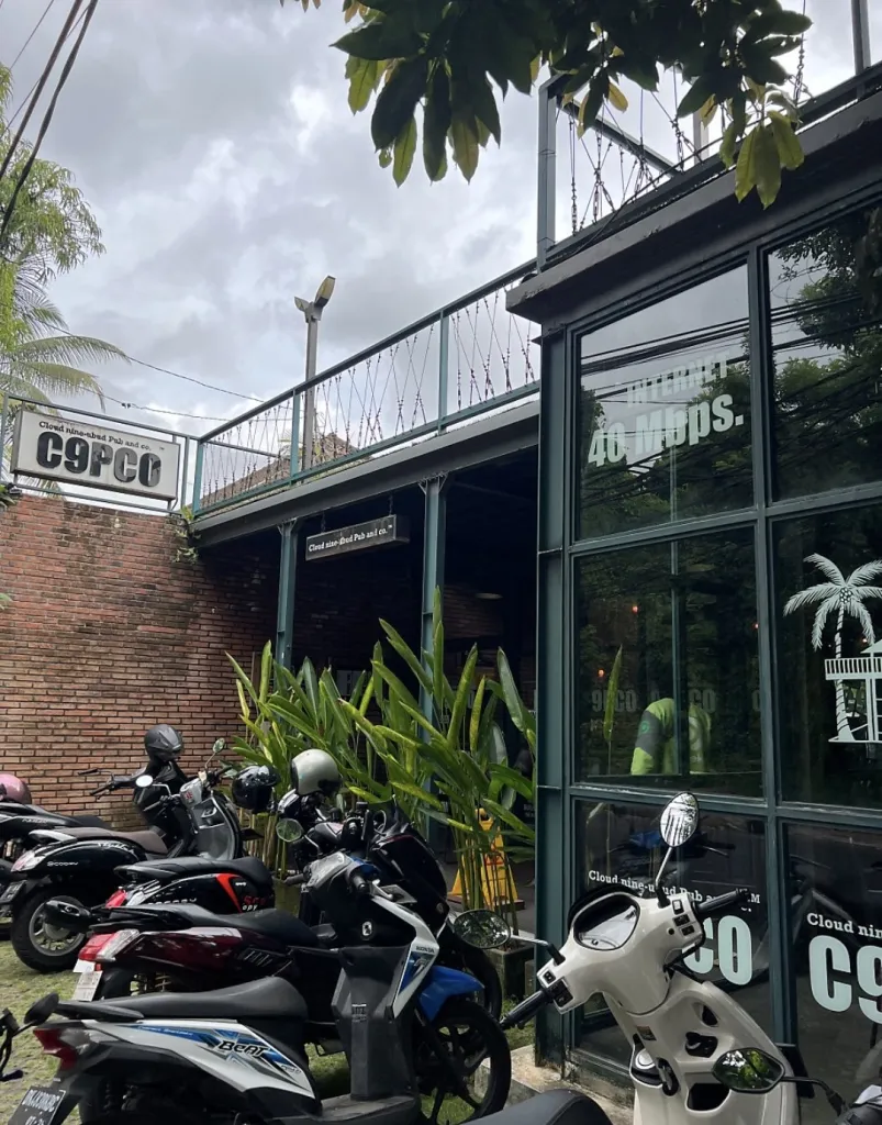 클라우드 나인 우붓 펍 앤 코 Cloud Nine Ubud Pub and Co 사진 1/5