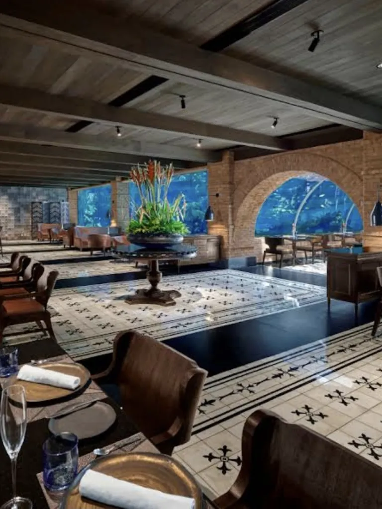 Restoran Koral Koral: Restoran Akuarium Pertama di Bali 사진 3/5