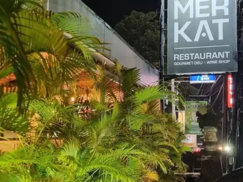 El Merkat Bali