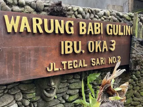 바비굴링 이부오카/바비굴링 이부오까 Warung Babi Guling Ibu Oka 3