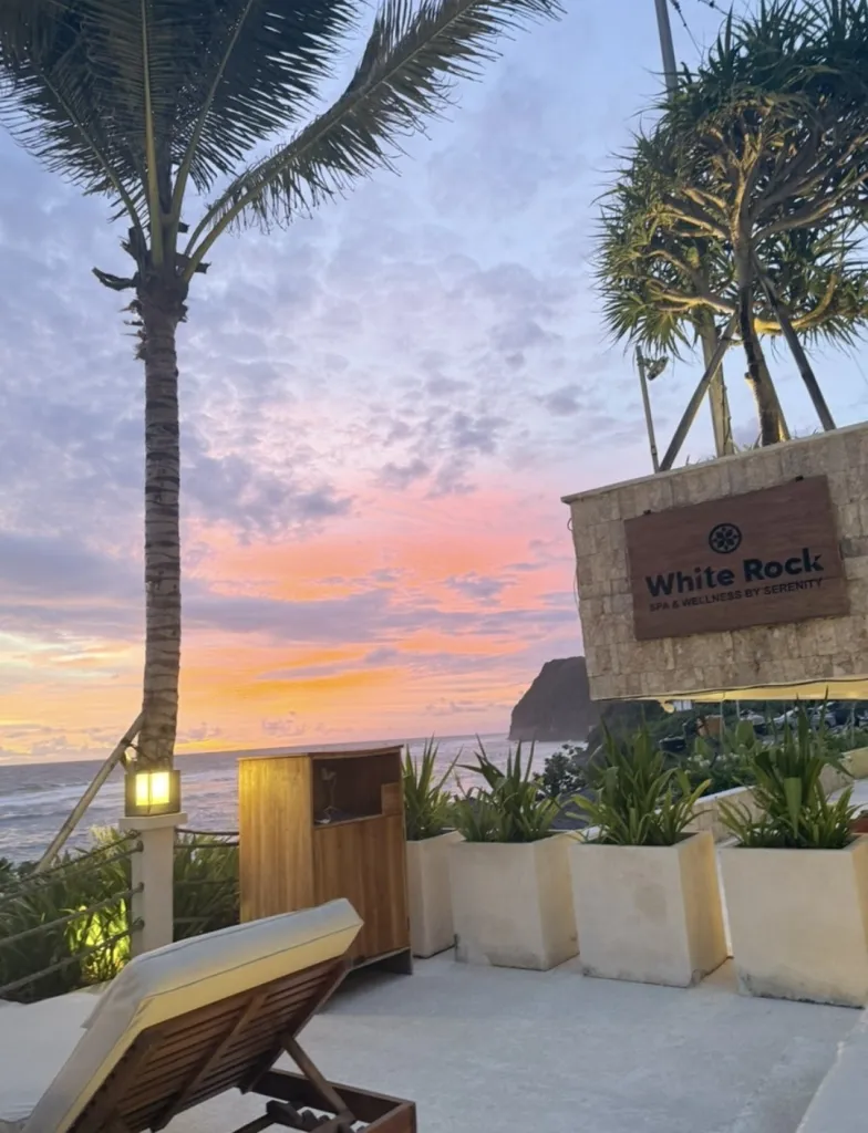 White Rock Beach Club 사진 1/5