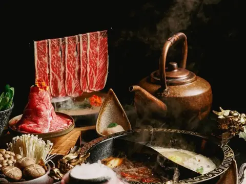 딩딩 핫팟 Ding Ding Hot Pot - Canggu