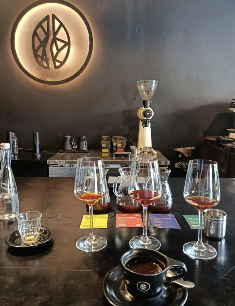 블랙리스트 커피 로스터스 Blacklist Coffee Roasters 사진 2/5