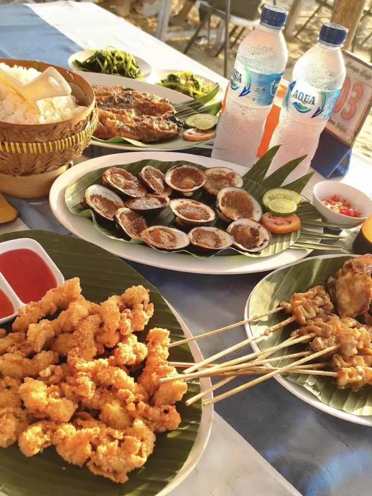수리야 카페 짐바란 씨푸드 Surya Cafe Jimbaran Seafood 사진 1/5