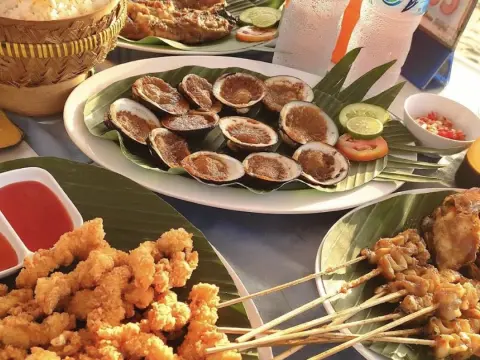 수리야 카페 짐바란 씨푸드 Surya Cafe Jimbaran Seafood